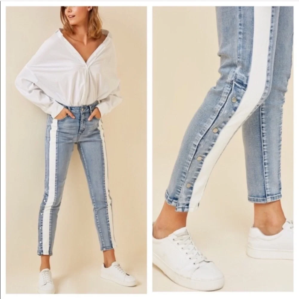 Hayden Jeans - Picture 1 of 4